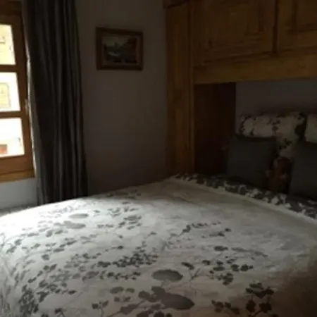 Le Praz Apartment
